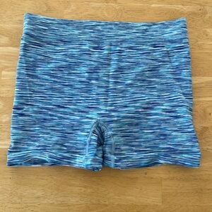 Seamless shorts